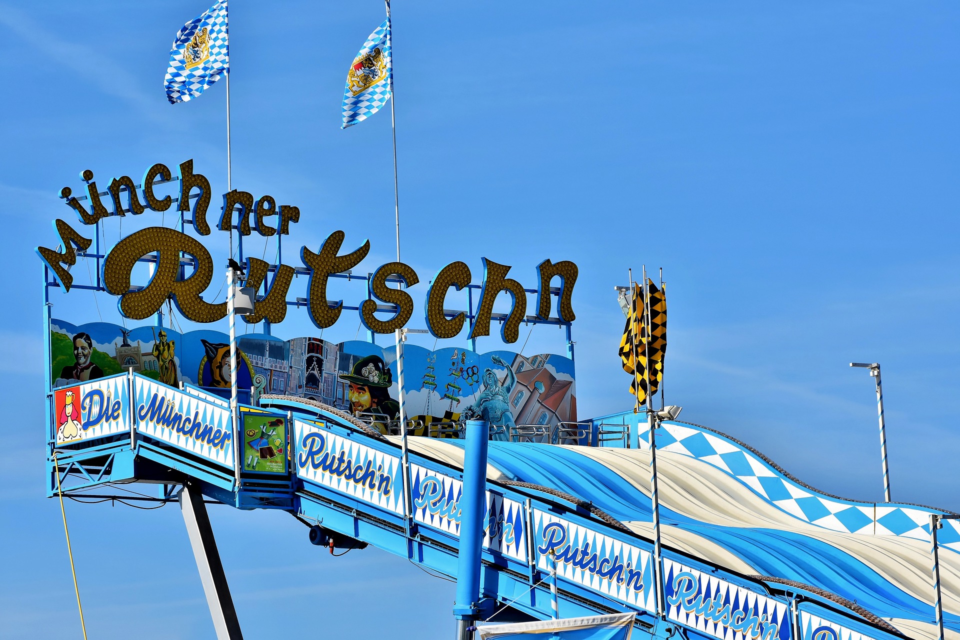 projektowanie konstrukcji reklamowych